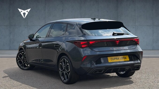 CUPRA Leon 1.5 eTSI 150 V2 5dr DSG Petrol Hatchback - Image 3